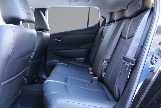 2018 NISSAN LEAF - 28