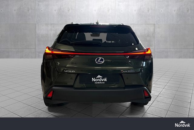 2022 LEXUS UX - 4