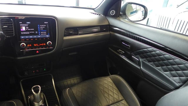 2020 MITSUBISHI OUTLANDER - 30