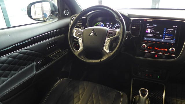 2020 MITSUBISHI OUTLANDER - 31