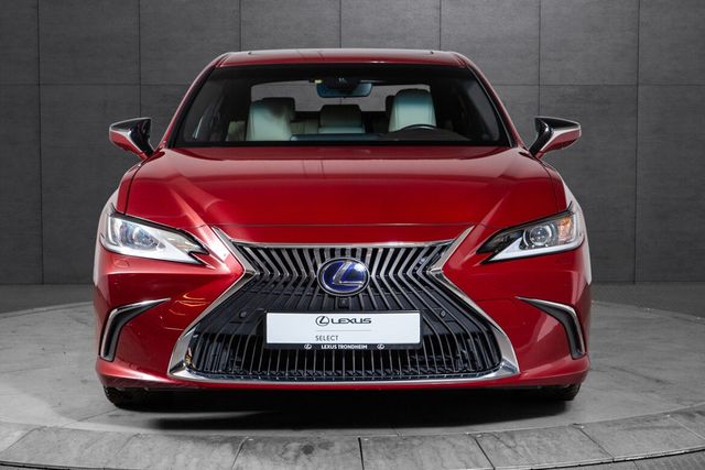 2021 LEXUS ES - 8