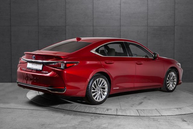 2021 LEXUS ES - 5