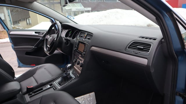 2015 VOLKSWAGEN GOLF - 21