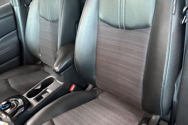 2019 NISSAN LEAF - 13