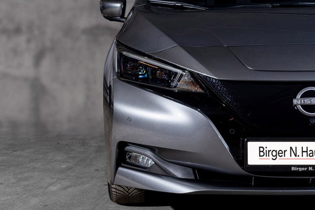 2022 NISSAN LEAF - 7