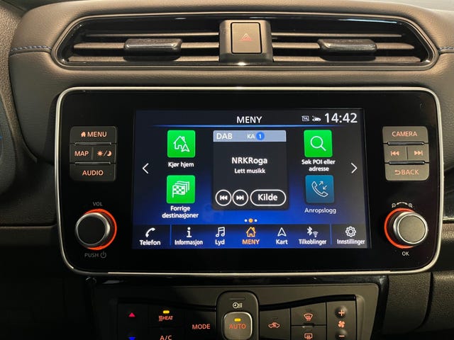 2021 NISSAN LEAF - 23