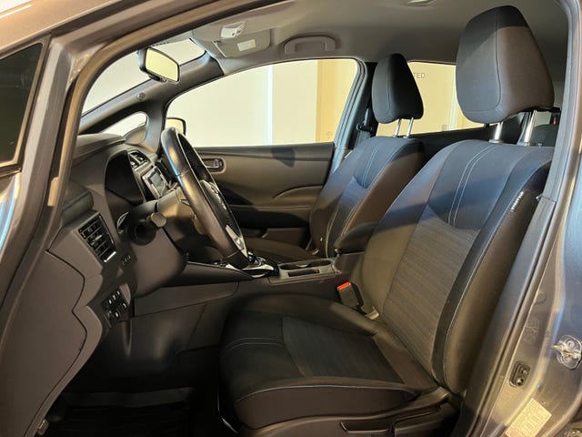 2021 NISSAN LEAF - 12