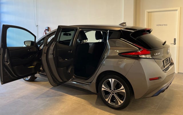 SJNFAAZE1U0118197 2021 NISSAN LEAF-5