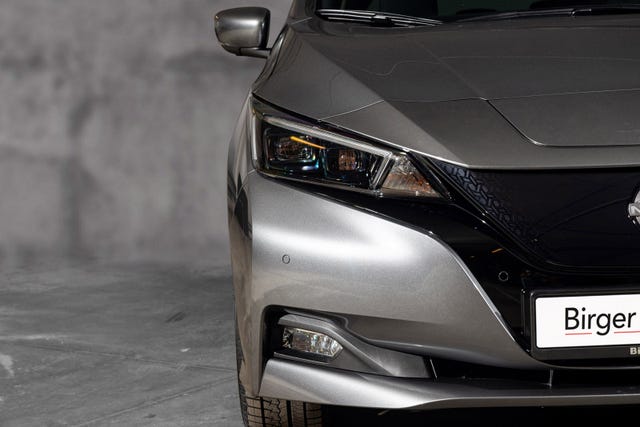 2022 NISSAN LEAF - 7