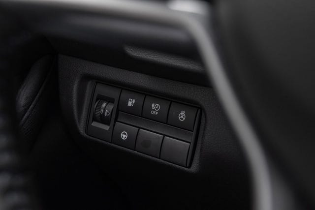 2022 NISSAN LEAF - 18