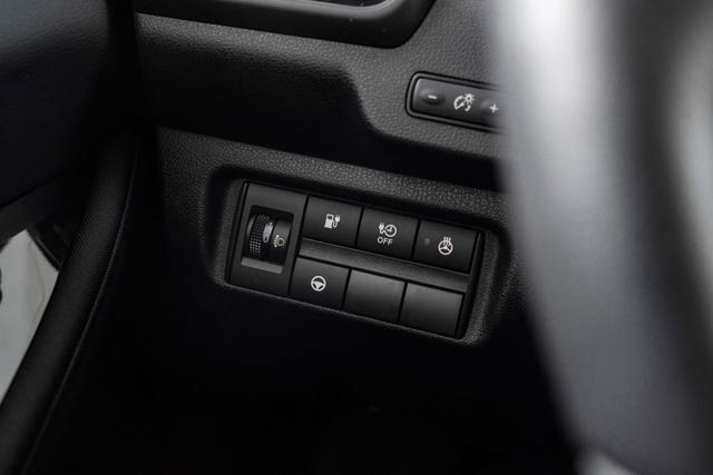 2022 NISSAN LEAF - 12