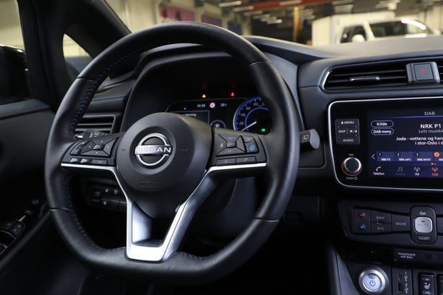 2022 NISSAN LEAF - 14