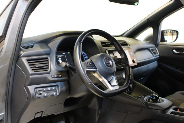 2021 NISSAN LEAF - 8