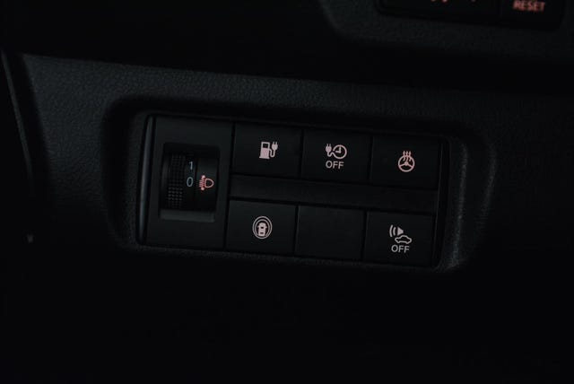 2021 NISSAN LEAF - 12