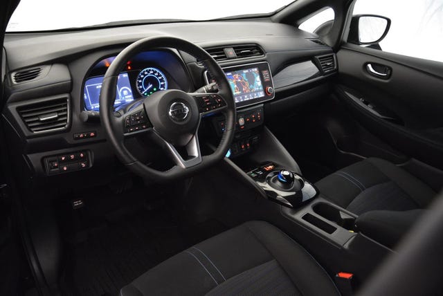 2021 NISSAN LEAF - 7