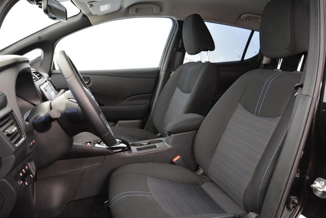 2021 NISSAN LEAF - 8