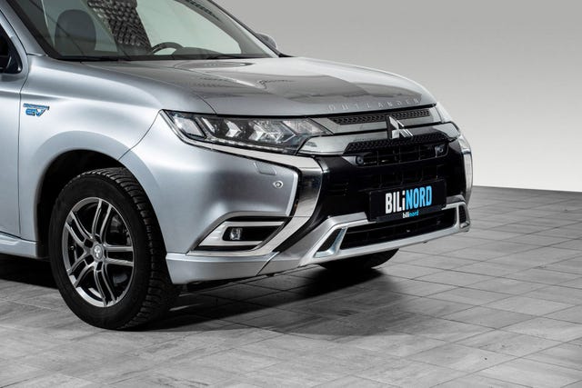 JMBXDGG3WLZ012622 2020 MITSUBISHI OUTLANDER-2