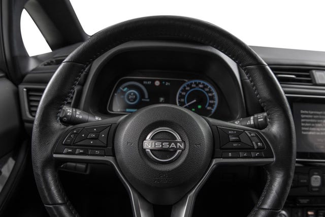 2022 NISSAN LEAF - 15