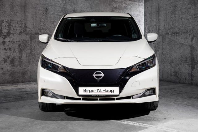 SJNFAAZE1U0176046 2022 NISSAN LEAF-2
