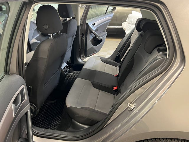 2015 VOLKSWAGEN GOLF - 16