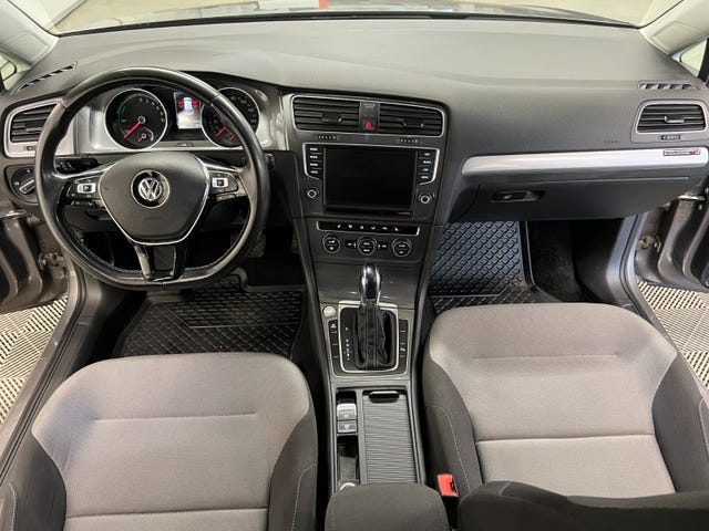 2015 VOLKSWAGEN GOLF - 19