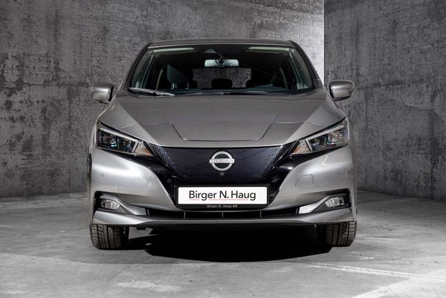 SJNFAAZE1U0167253 2022 NISSAN LEAF-2