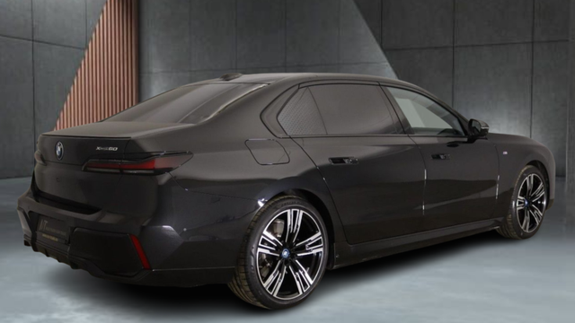 2023 BMW I7 - 10