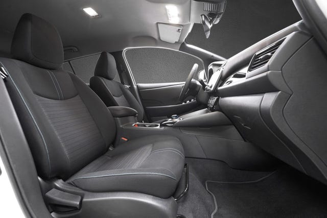 2022 NISSAN LEAF - 16
