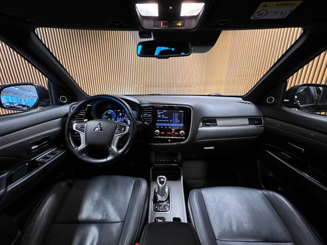 2020 MITSUBISHI OUTLANDER - 8