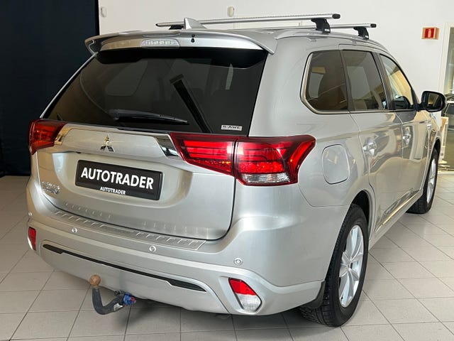 2020 MITSUBISHI OUTLANDER - 9