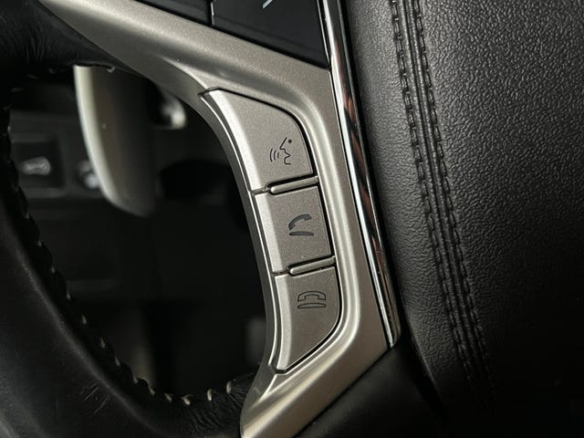 2020 MITSUBISHI OUTLANDER - 25