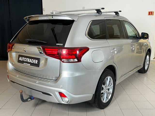 2020 MITSUBISHI OUTLANDER - 8