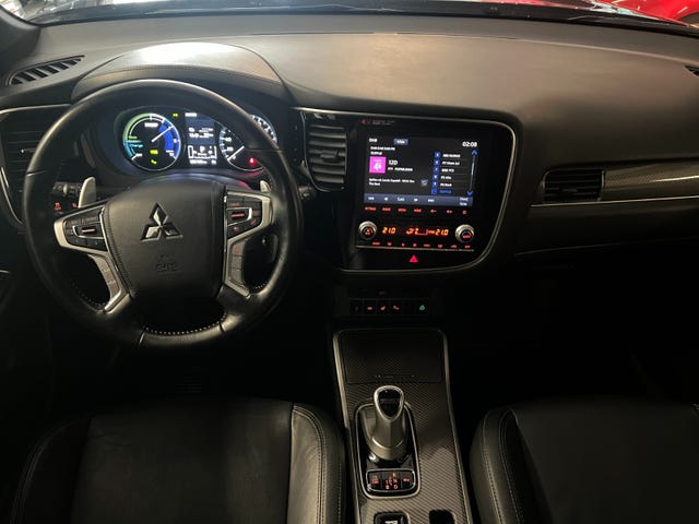 2020 MITSUBISHI OUTLANDER - 9
