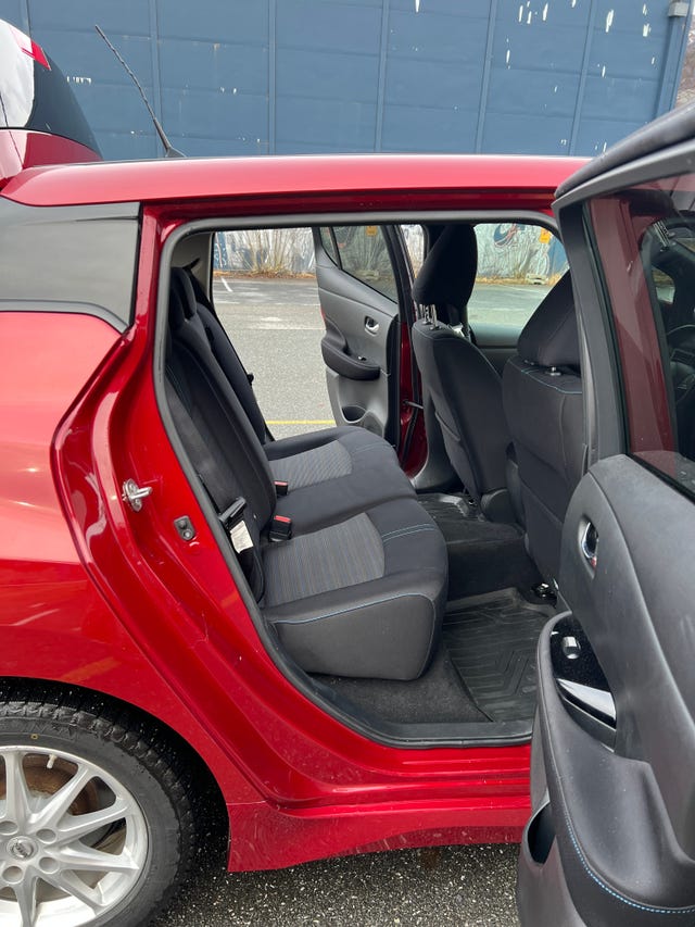 2018 NISSAN LEAF - 15