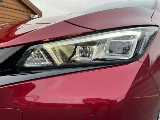 2018 NISSAN LEAF - 23