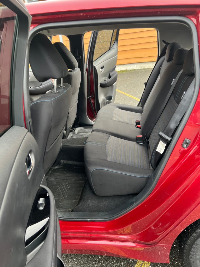 2018 NISSAN LEAF - 17