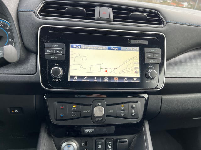 2018 NISSAN LEAF - 7