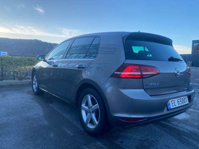 2015 VOLKSWAGEN GOLF - 14