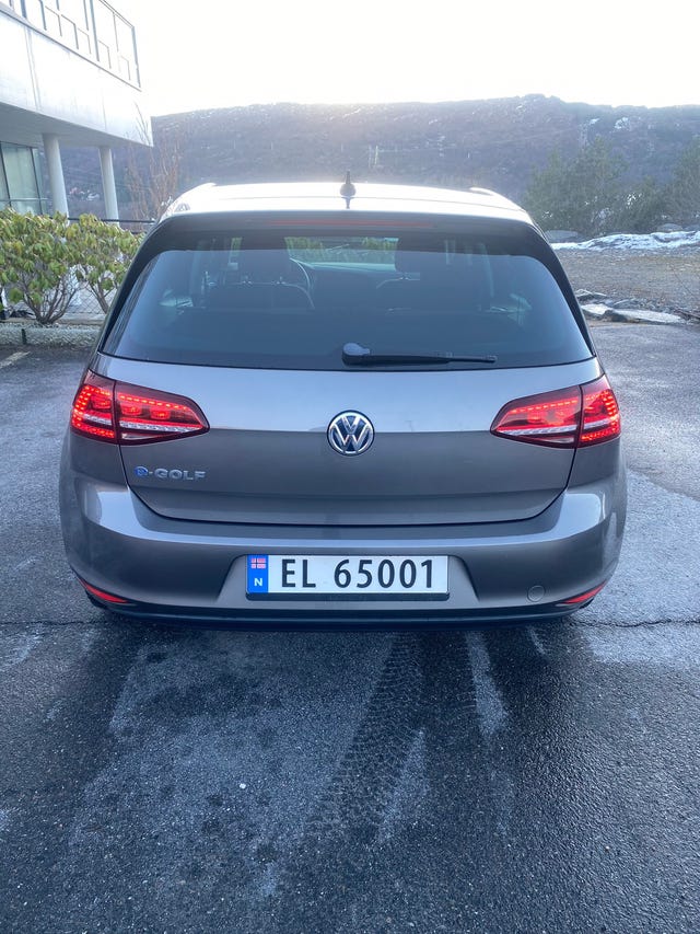 2015 VOLKSWAGEN GOLF - 16