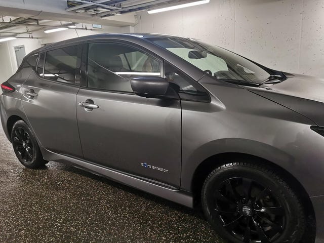 SJNFAAZE1U0038439 2018 NISSAN LEAF-3