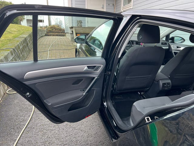 2015 VOLKSWAGEN GOLF - 12
