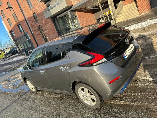 SJNFAAZE1U0109987 2020 NISSAN LEAF-2
