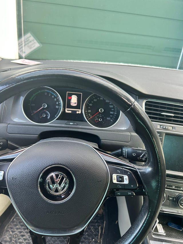 WVWZZZAUZGW904276 2015 VOLKSWAGEN GOLF-3