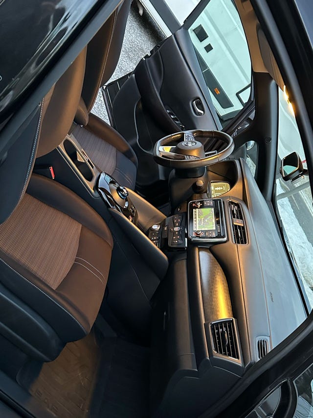 2018 NISSAN LEAF - 10