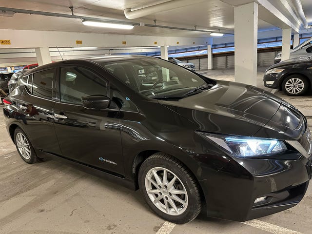 SJNFAAZE1U0005692 2018 NISSAN LEAF-4