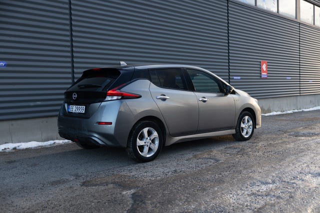 2022 NISSAN LEAF - 14
