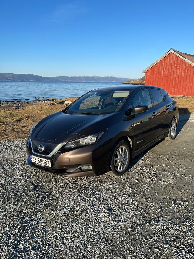 SJNFAAZE1U0027055 2018 NISSAN LEAF-1