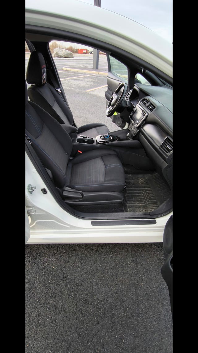 2018 NISSAN LEAF - 16