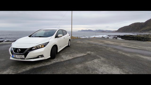 2018 NISSAN LEAF - 39