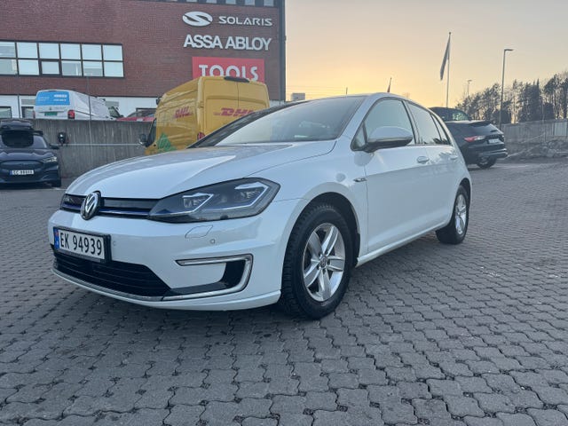 WVWZZZAUZJ8907212 2018 VOLKSWAGEN GOLF-3